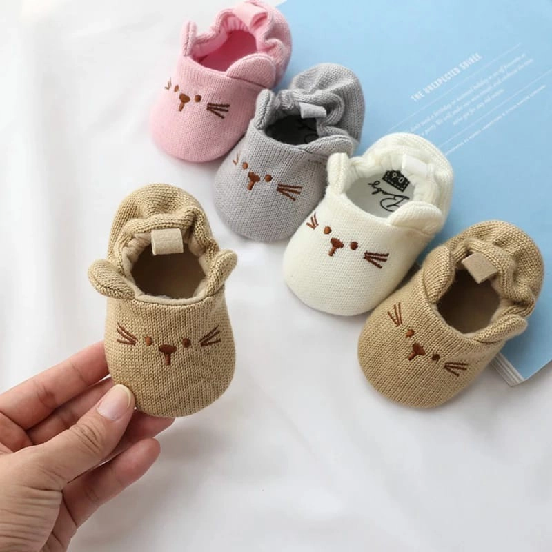 Sepatu Bayi Freddie the Frog White - 3-6 Bulan